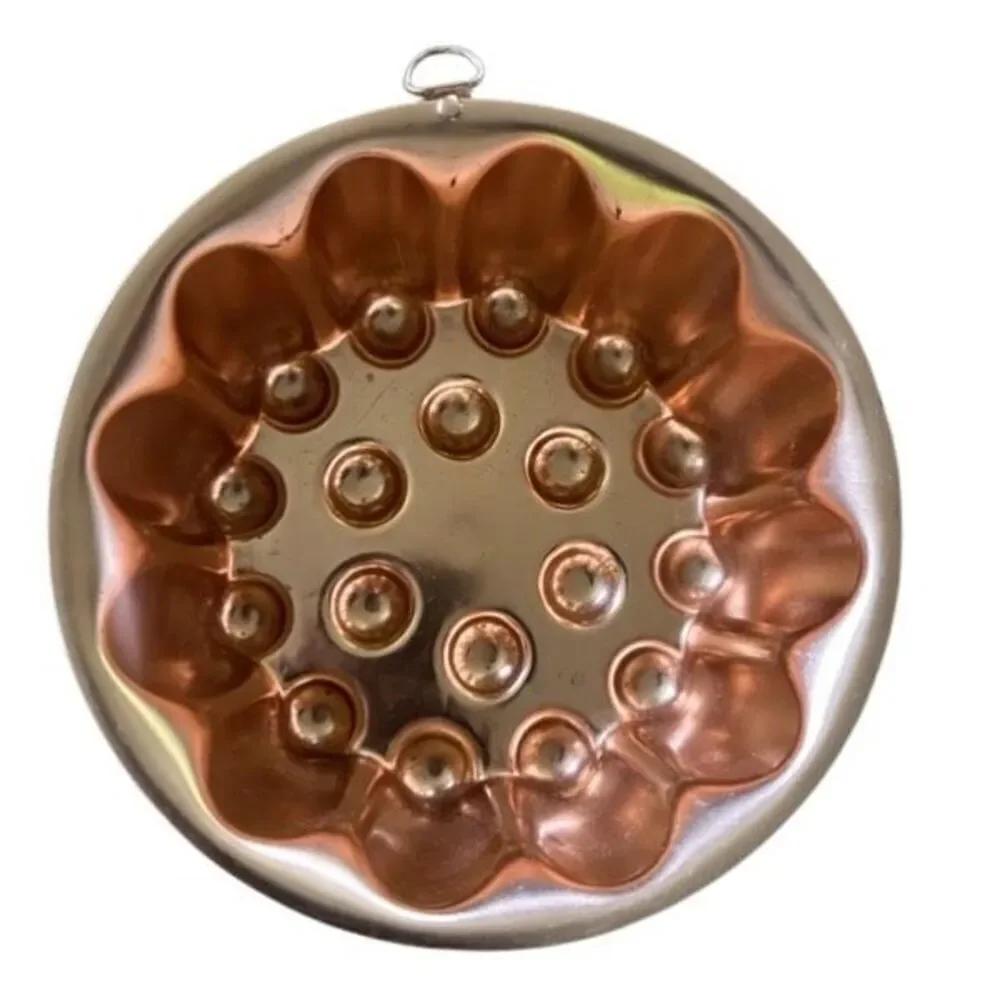Vintage 4 Cup Jello Mold